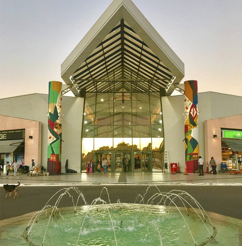 Shoppings y estadios